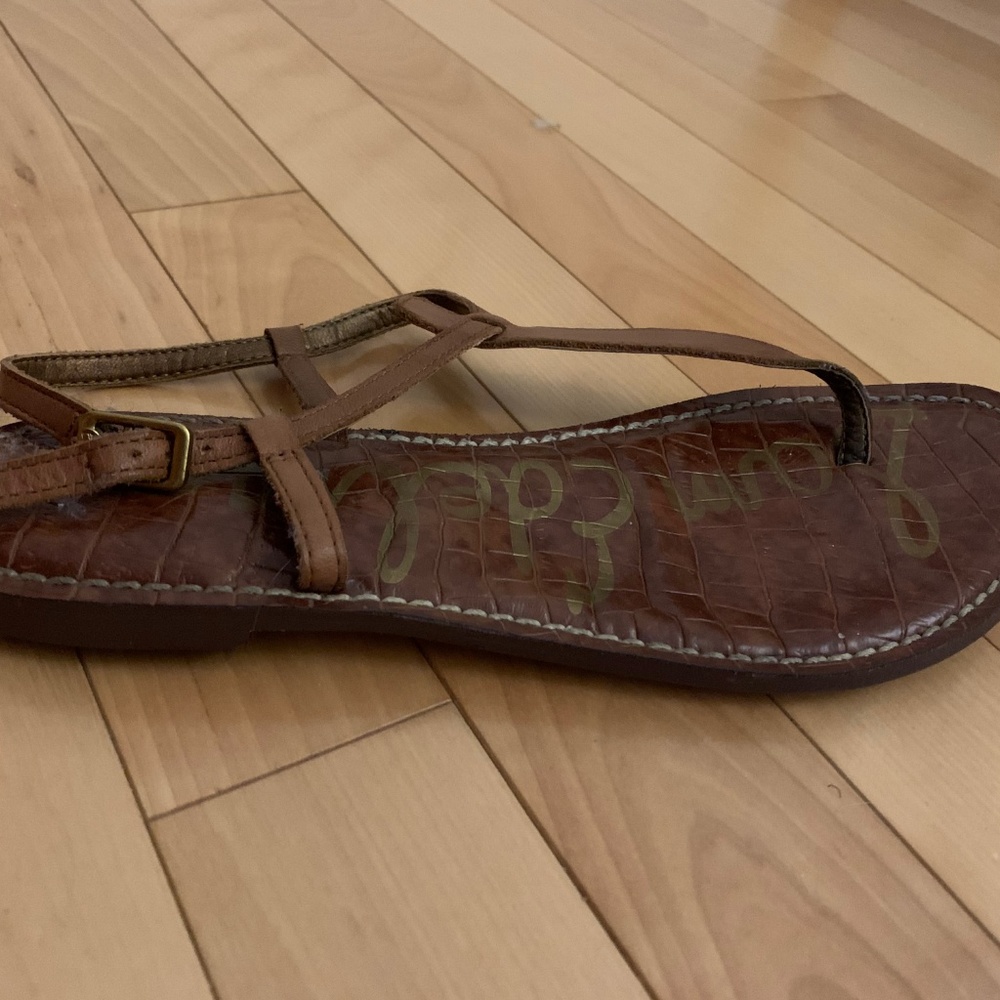 Sandals - Picture 2 of 2